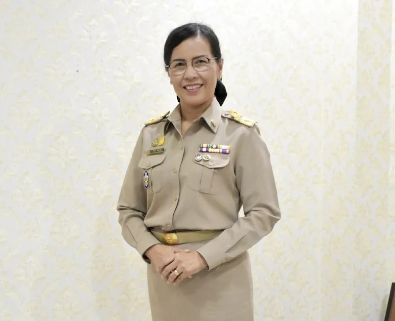 ดร.นัยนา ตันเจริญ